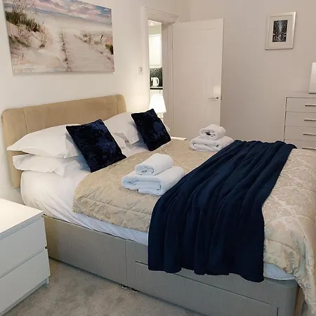 21 Of Wales Terrace - 2 Bed Ground Floor Flat Scarborough