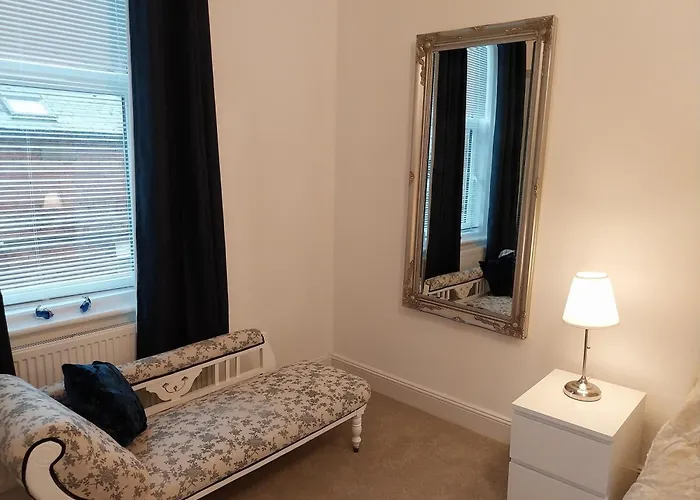 Apartman 21 Of Wales Terrace - 2 Bed Ground Floor Flat *