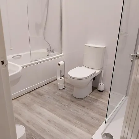 21 Of Wales Terrace - 2 Bed Ground Floor Flat Apartment Scarborough