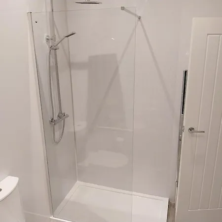 Apartment 21 Of Wales Terrace - 2 Bed Ground Floor Flat Scarborough