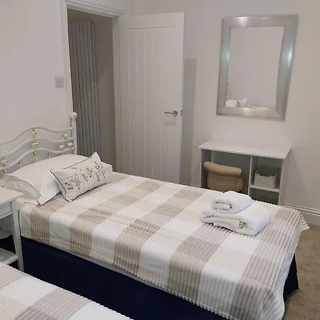 Apartment 21 Of Wales Terrace - 2 Bed Ground Floor Flat